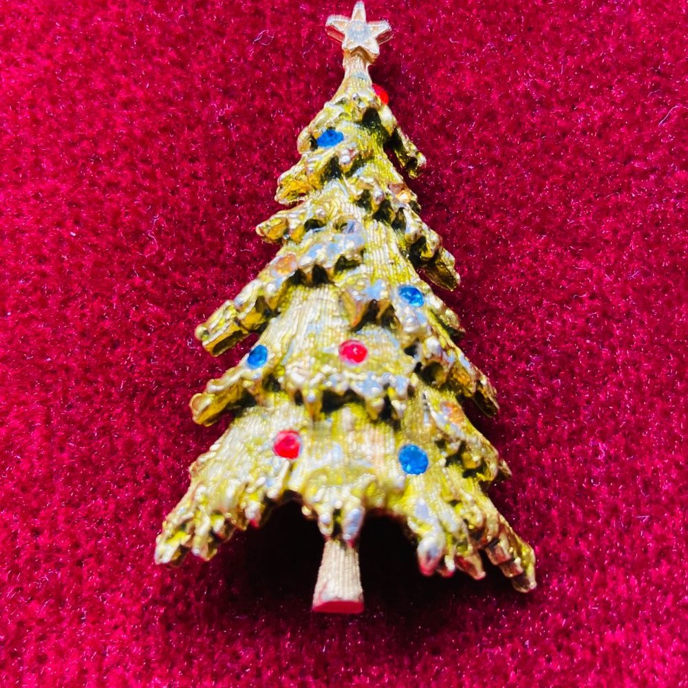 Christmas Tree Pin Signed ART Rhinestone Ornaments - Picture 2 of 8